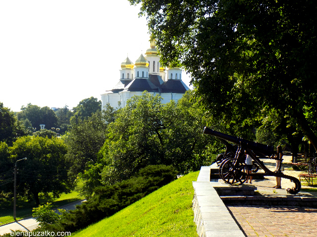 дитинець путівник чернігів україна фото 30