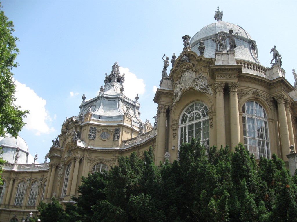 замок Вайдахуняд Будапешт фото 2