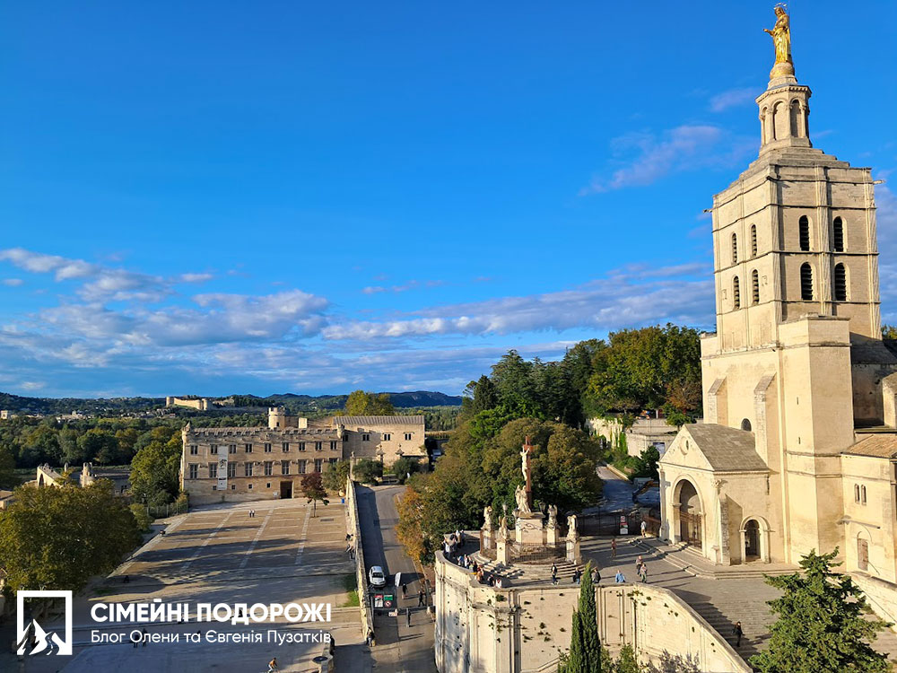 Авіньйон за 1 день. Путівник. Папський палац.