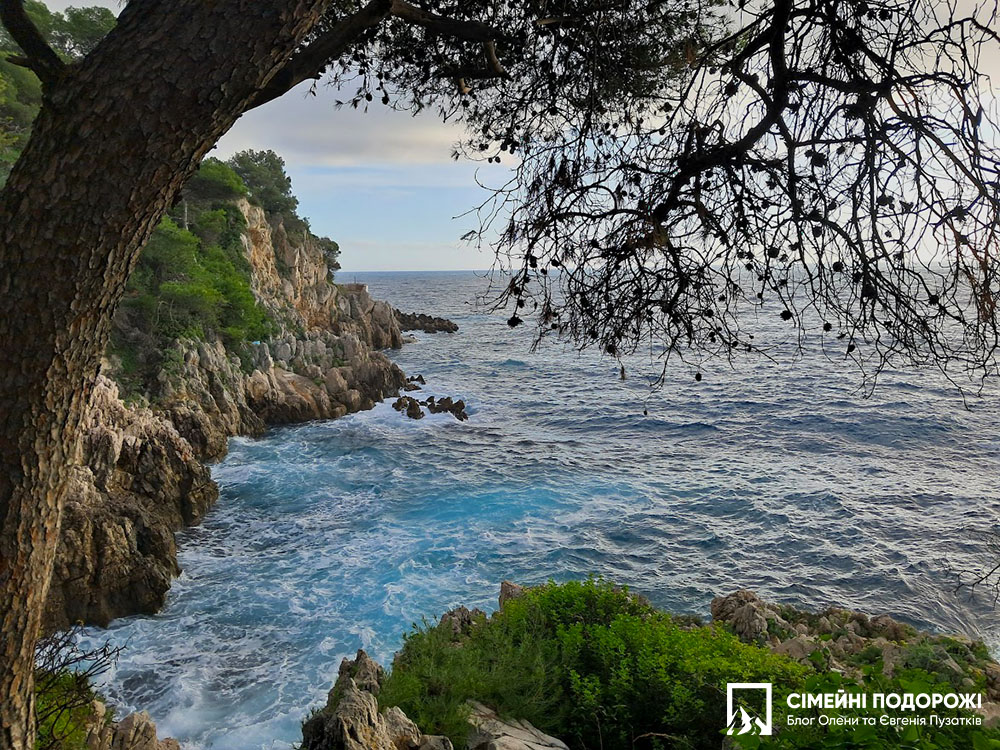 Сен-Жан-Кап-Ферра за 1 день. Колір моря на стежці Sentier du Littoral 