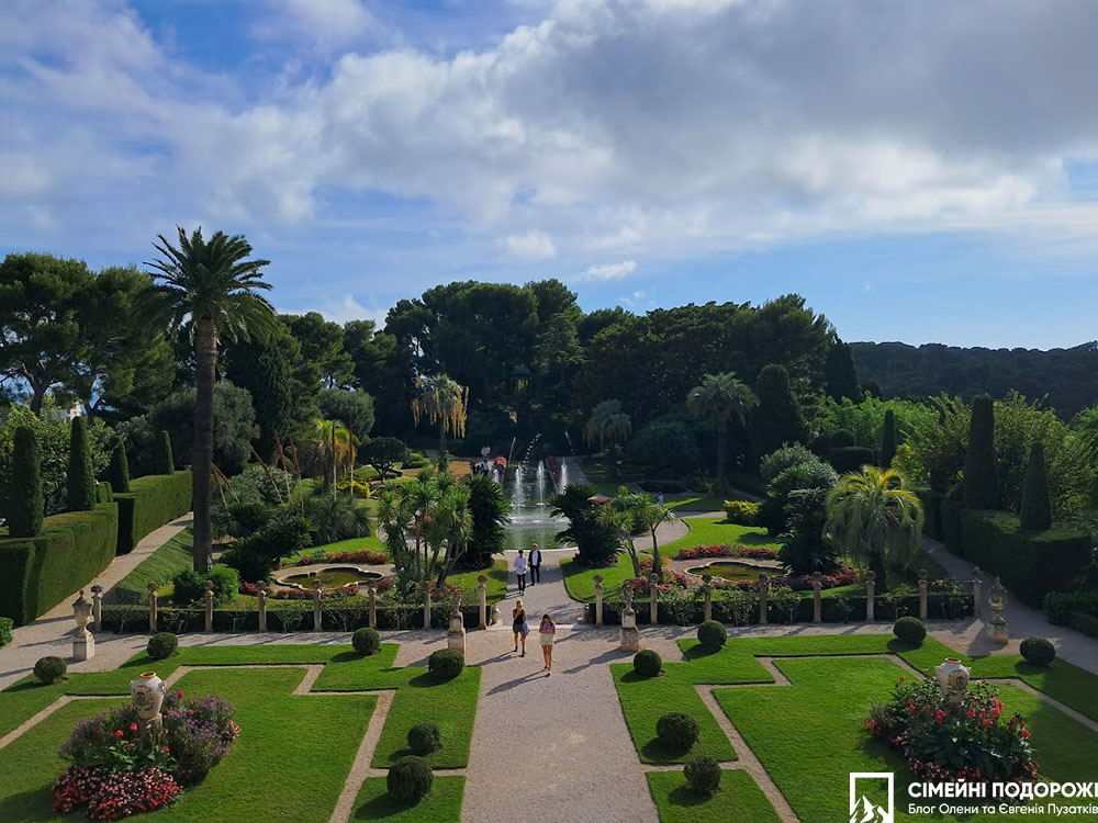 Кап-Ферра. Вілла Ефруссі де Ротшильд