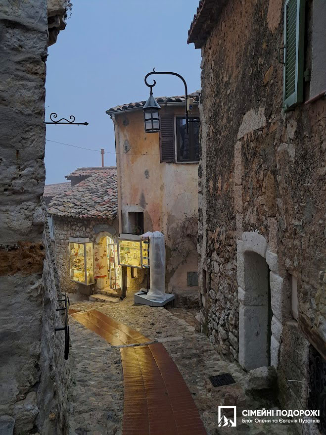 французское село Эз во Франции