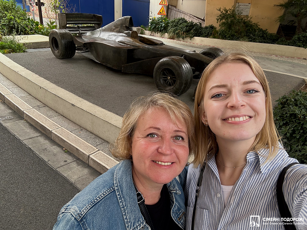 Монако за 1 день. Місця траси Формула Скульптура F1 Car Sculpture