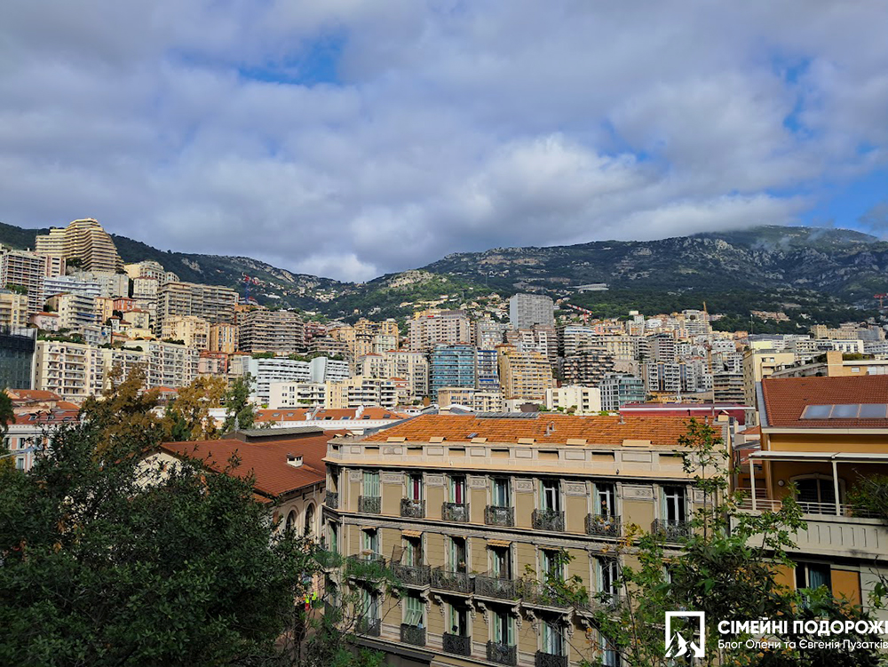 Краєвид на Монако зі Скелі -найстарішого району Монако-Вілль